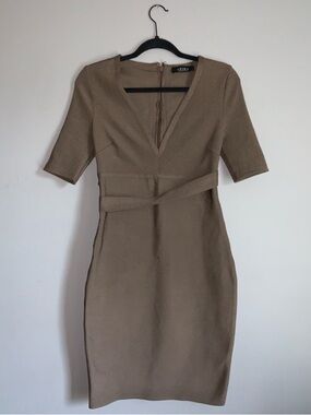 Akira Short-Sleeve V-Neck Belted Midi Dress - Taupe Crepe Knit